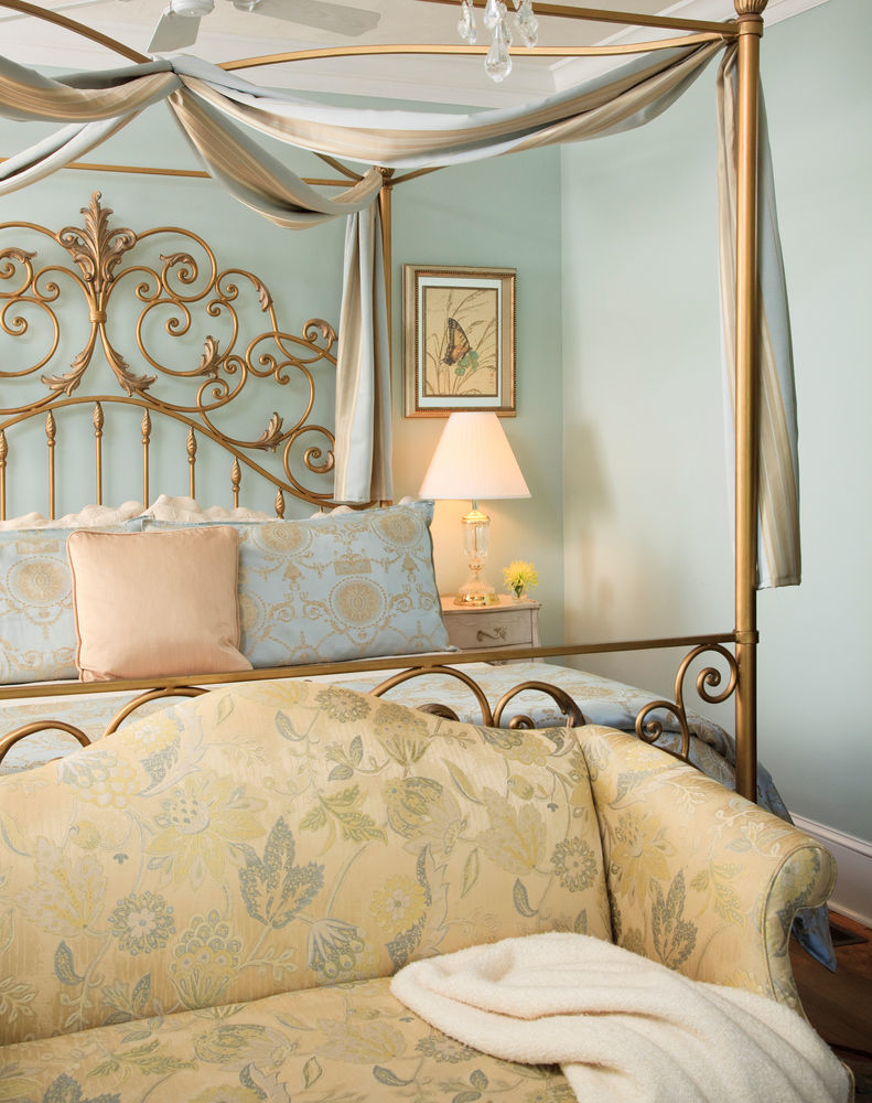 White Doe Inn Bed & Breakfast Мантео Екстер'єр фото